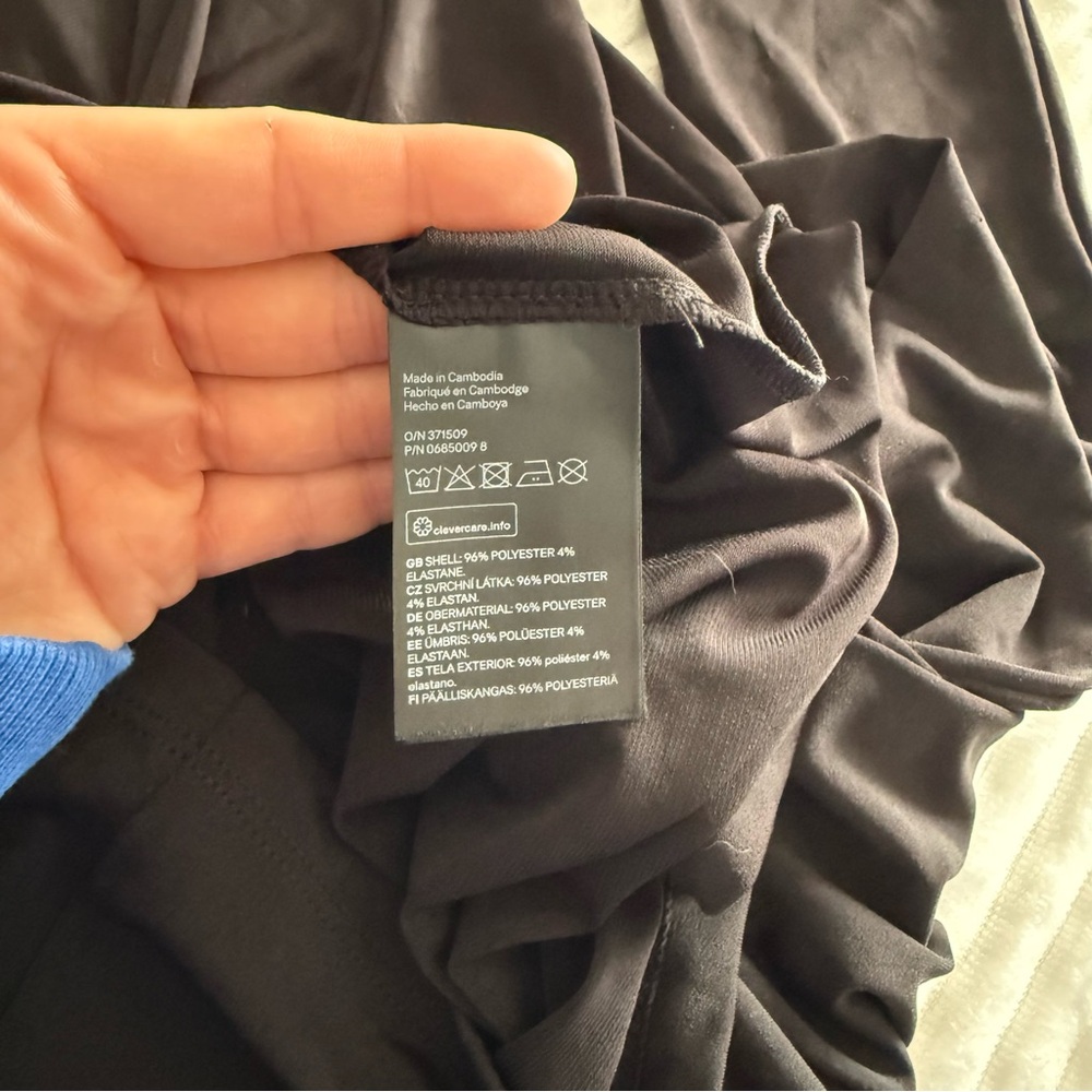 H&M Black Long Sleeve Dress - Picture 8 of 8
